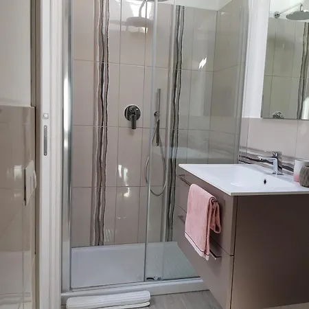 Apartment Luxury Penthouse With Private Jacuzzi San Mauro Mare