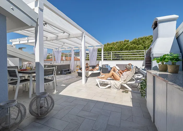 Luxury Penthouse With Private Jacuzzi * San Mauro Mare
