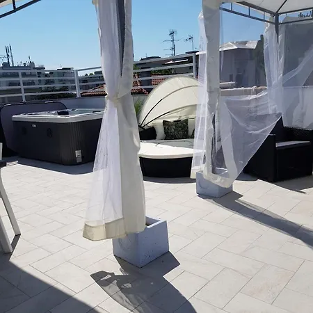 Luxury Penthouse With Private Jacuzzi * San Mauro Mare