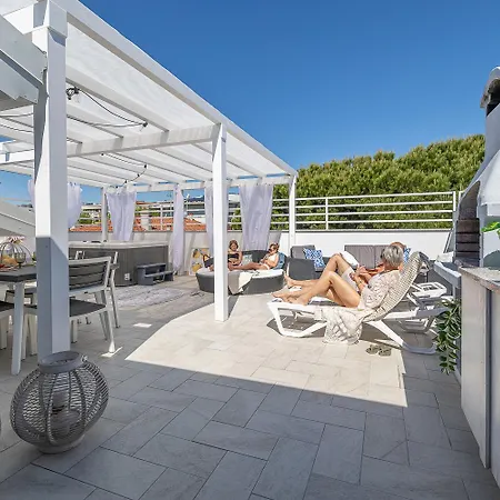 Luxury Penthouse With Private Jacuzzi * San Mauro Mare
