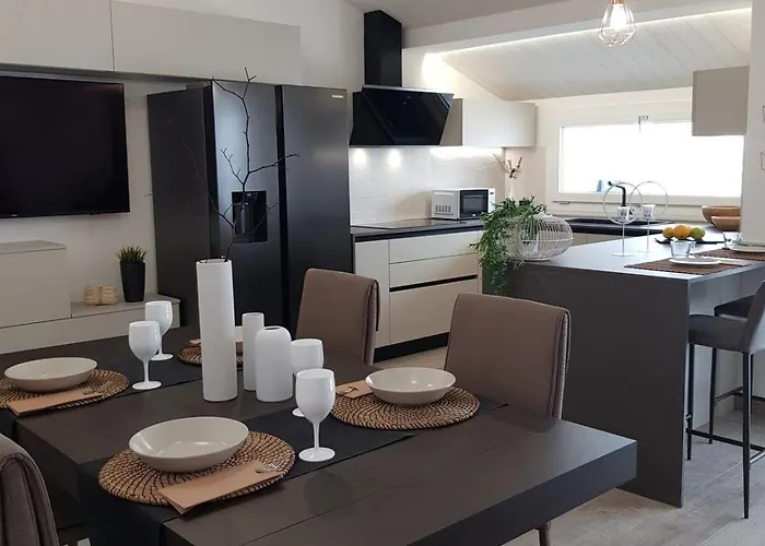 Διαμέρισμα Luxury Penthouse With Private Jacuzzi *
